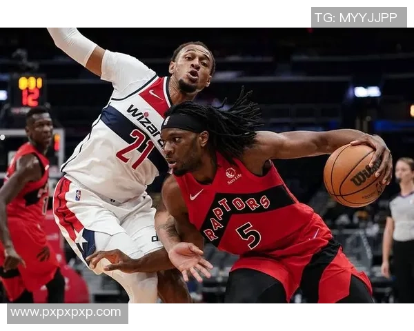 2017年NBA季后赛首轮骑士与猛龙首场对决精彩回顾与分析